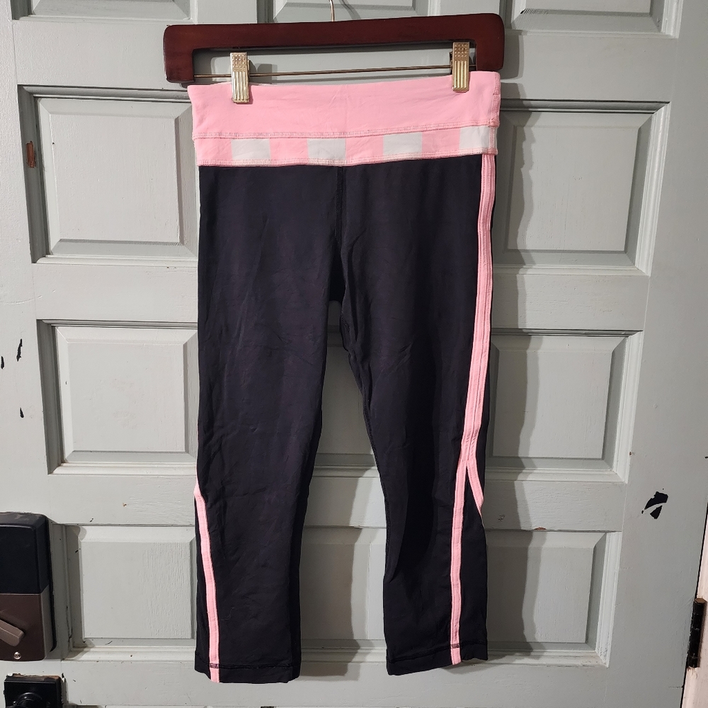 Lululemon pink, and black crop leggings 4